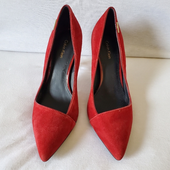 Calvin Klein CALIDA Red Suede Pumps - Picture 6 of 7